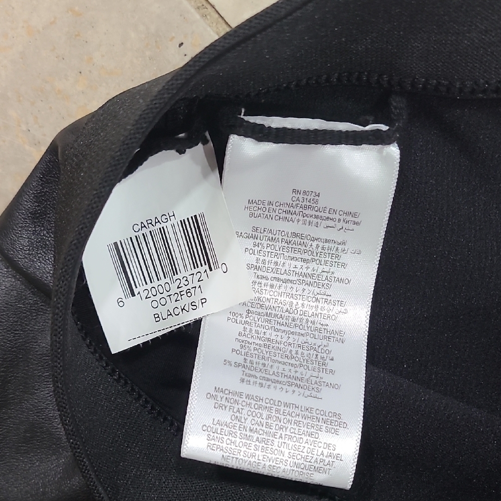 BCBGMaxAzria Elegant Black Trousers - Picture 3 of 8